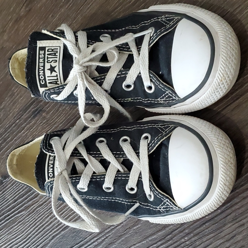 Kids Converse All Star shoes size 1